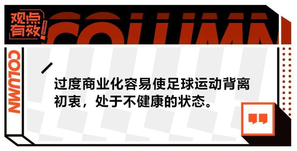 说罢，万破军猛然举起短刃，对准自己的心脏便狠狠的插了下去。